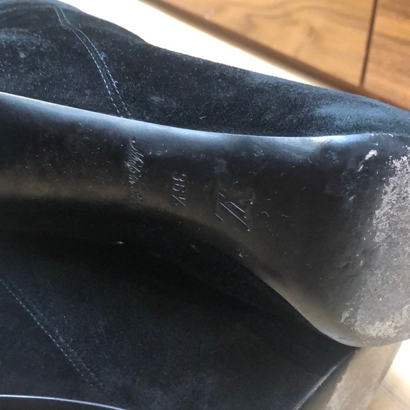 Original LV tall suede boots - Picture 7 of 7
